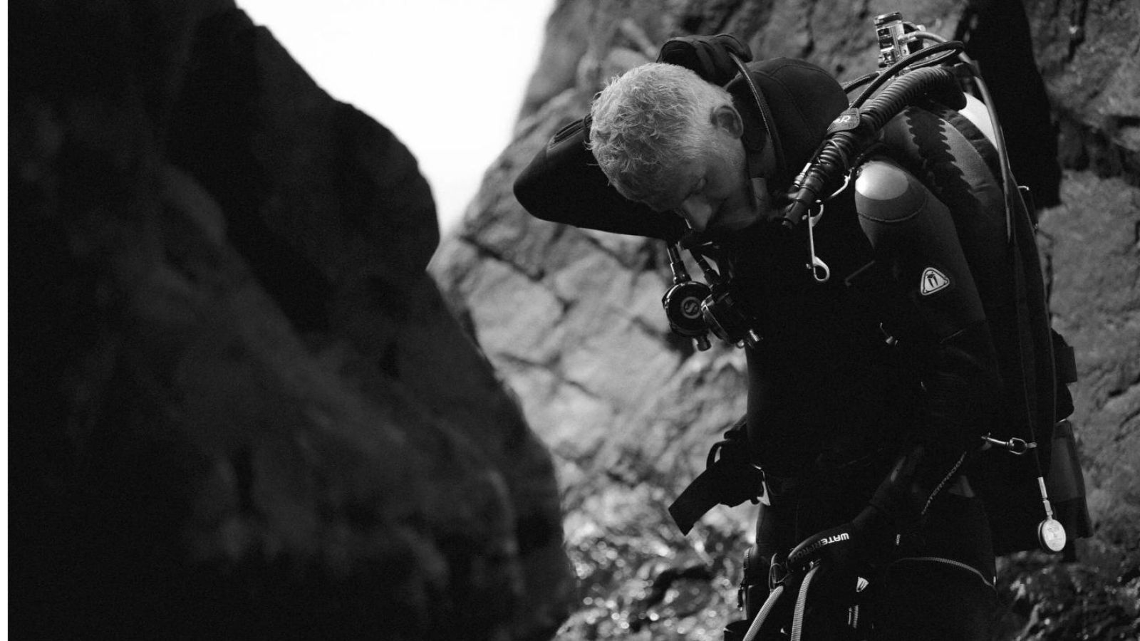 Waterproof W5 3.5mm Male ergonomic comfort and insulation