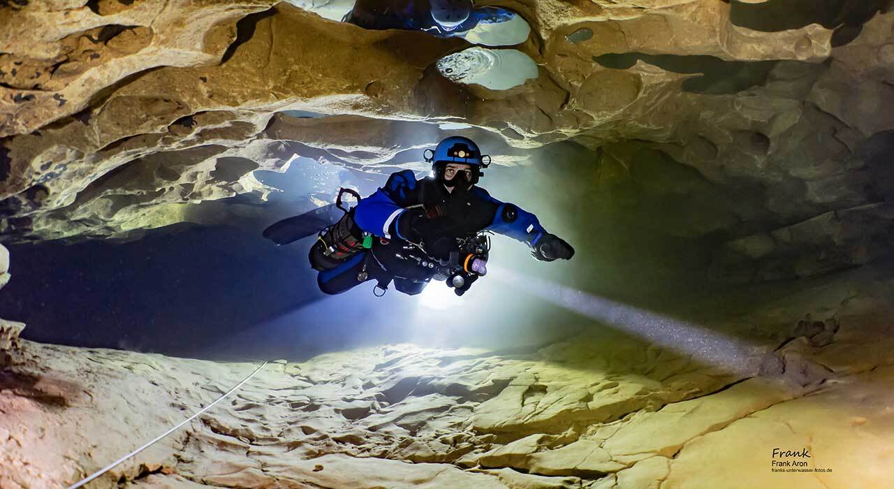 OrcaTorch ZD710 MKII Dive Light