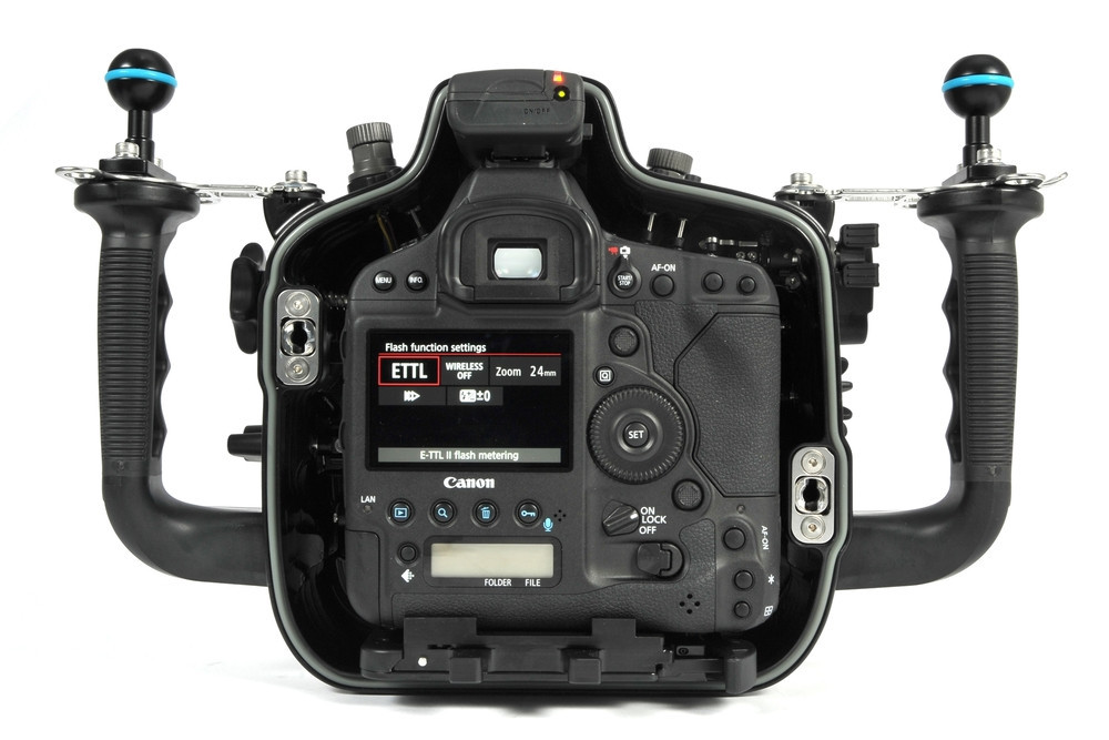 Nauticam Canon 1DX Mark II Underwater Housing