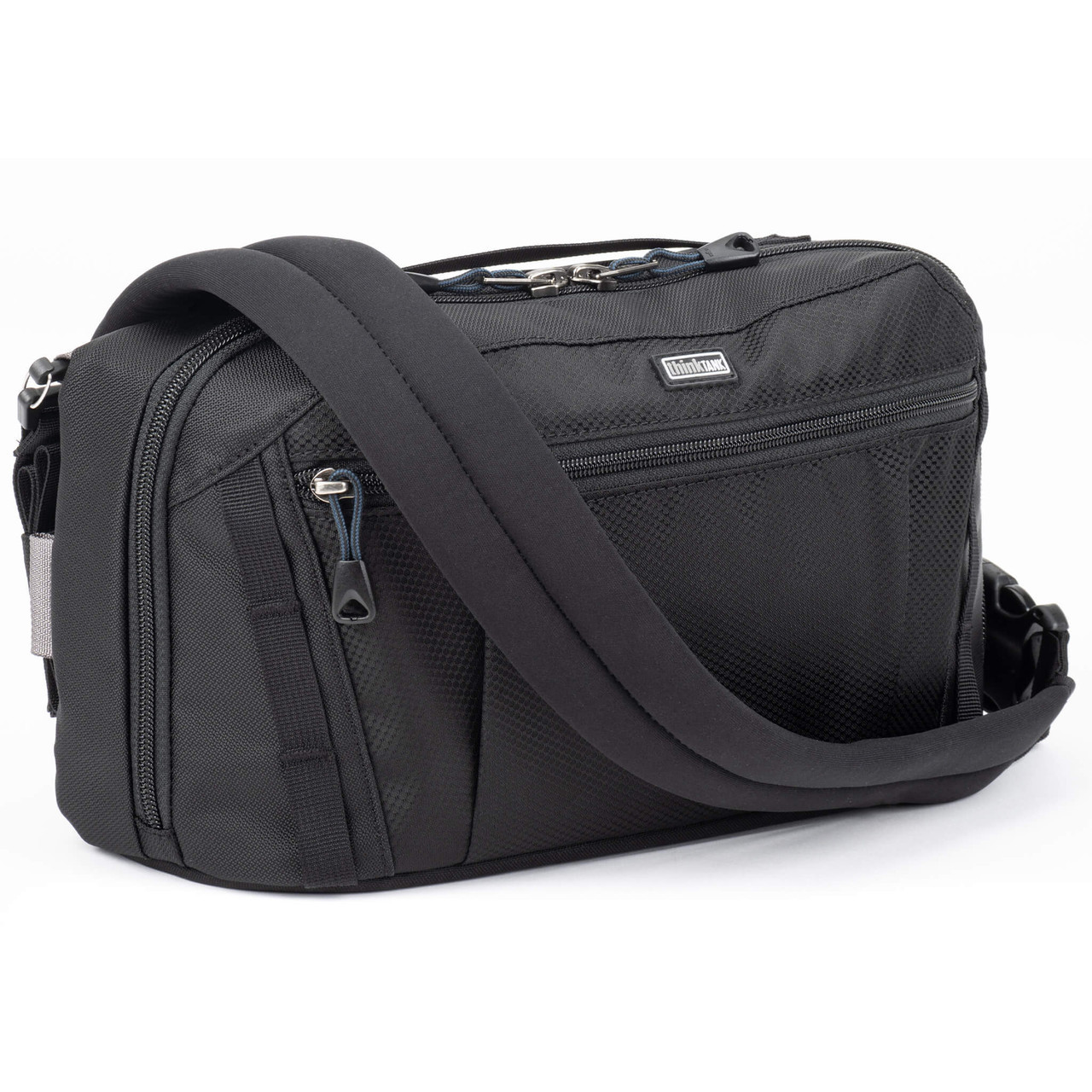バッグ   ICONIC PLAQUE CAMERA BAG PressPass 10 Crossbody Belt Pack Sling Bag for Camera and