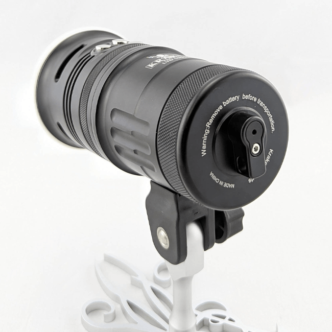 新品 KRAKEN SPORTS クラーケンスポーツ NR-1200 LEDライト 10° 1200ルーメン 100ｍ防水 元箱付 水中ライト用品 [1G-54095] NR-1200 – Kraken Sports