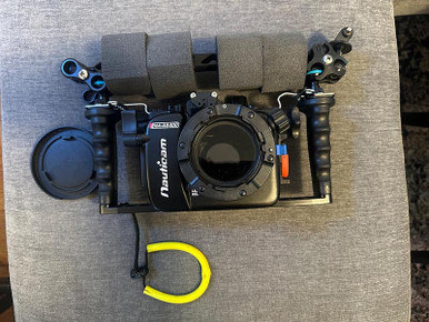 USED: Nauticam Sony A6400 Underwater Housing & WWL-C Wet Lens