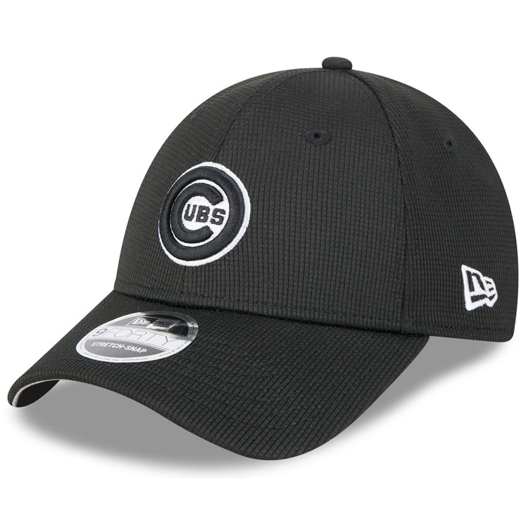 Chicago Cubs Black 9FORTY Stretch Snap Hat | Official MLB®