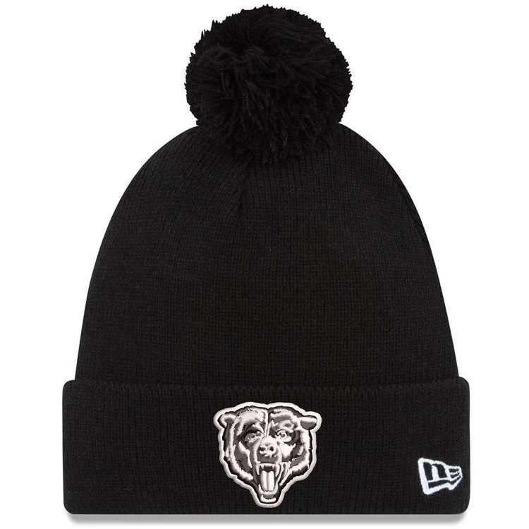 Chicago Bears Cuffed Logo Pom Knit by New Era® | Official NFL®