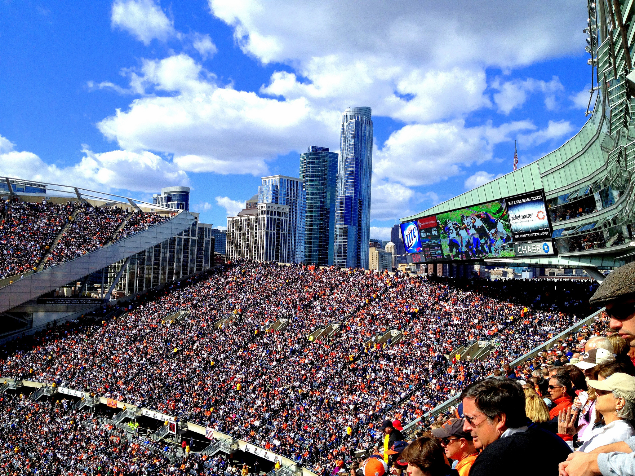 20 Astonishing Facts About Soldier Field 