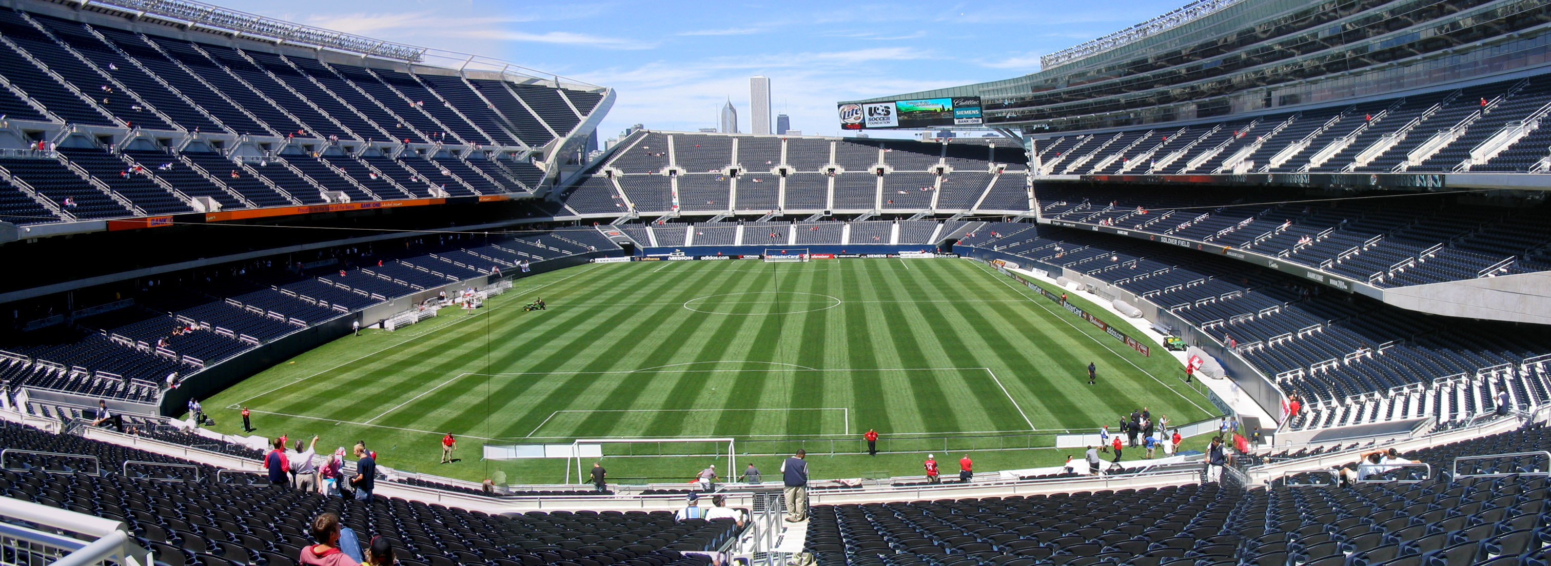 Soldier Field (Stadium in Chicago, Illinois) - Nomadic Niko