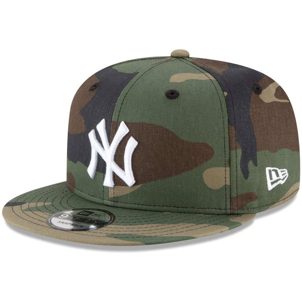 Atlanta Braves Kids Camo 9FIFTY Trucker Snapback Hat, MLB by New Era