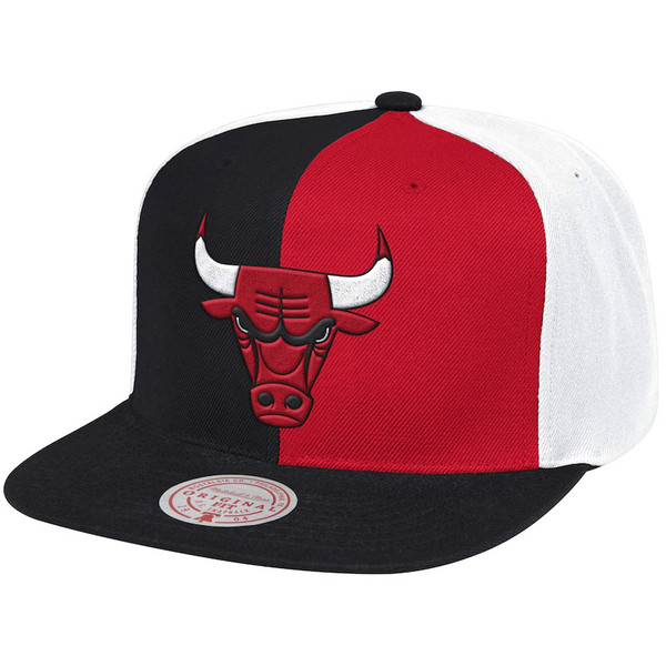 Chicago Bulls 2T XL-LOGO SNAPBACK Black-Red Adjustable Hat