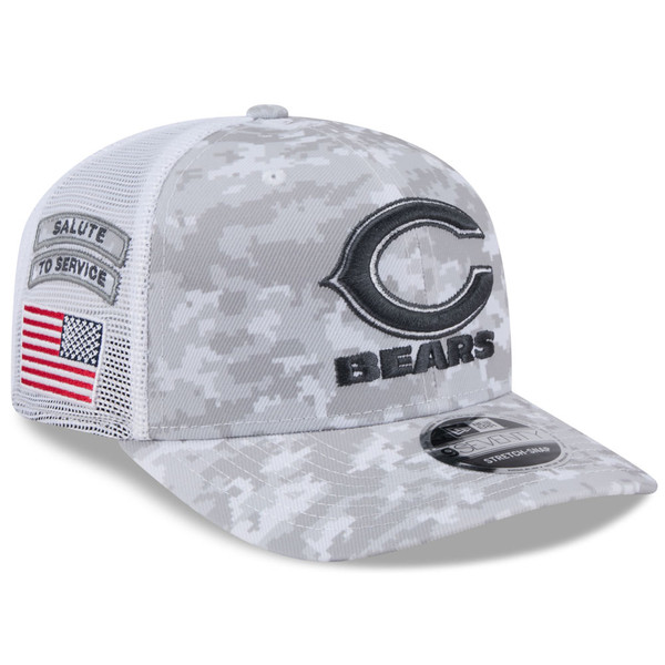 Chicago Bears 2024 Salute To Service 9SEVENTY StretchSnap Trucker Hat