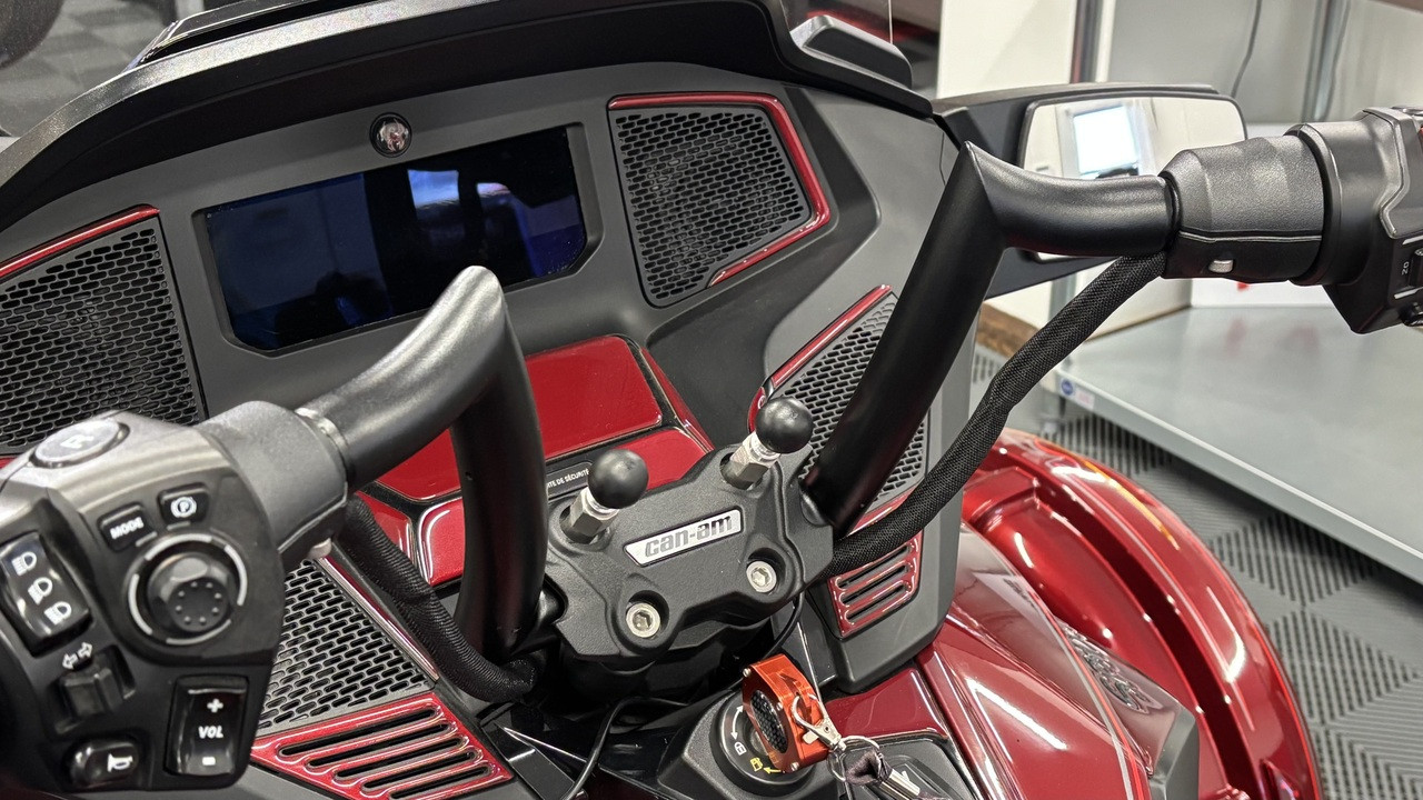 その他 RT-107460 RT 2020-2023 LongHorn - Iron Hold 7