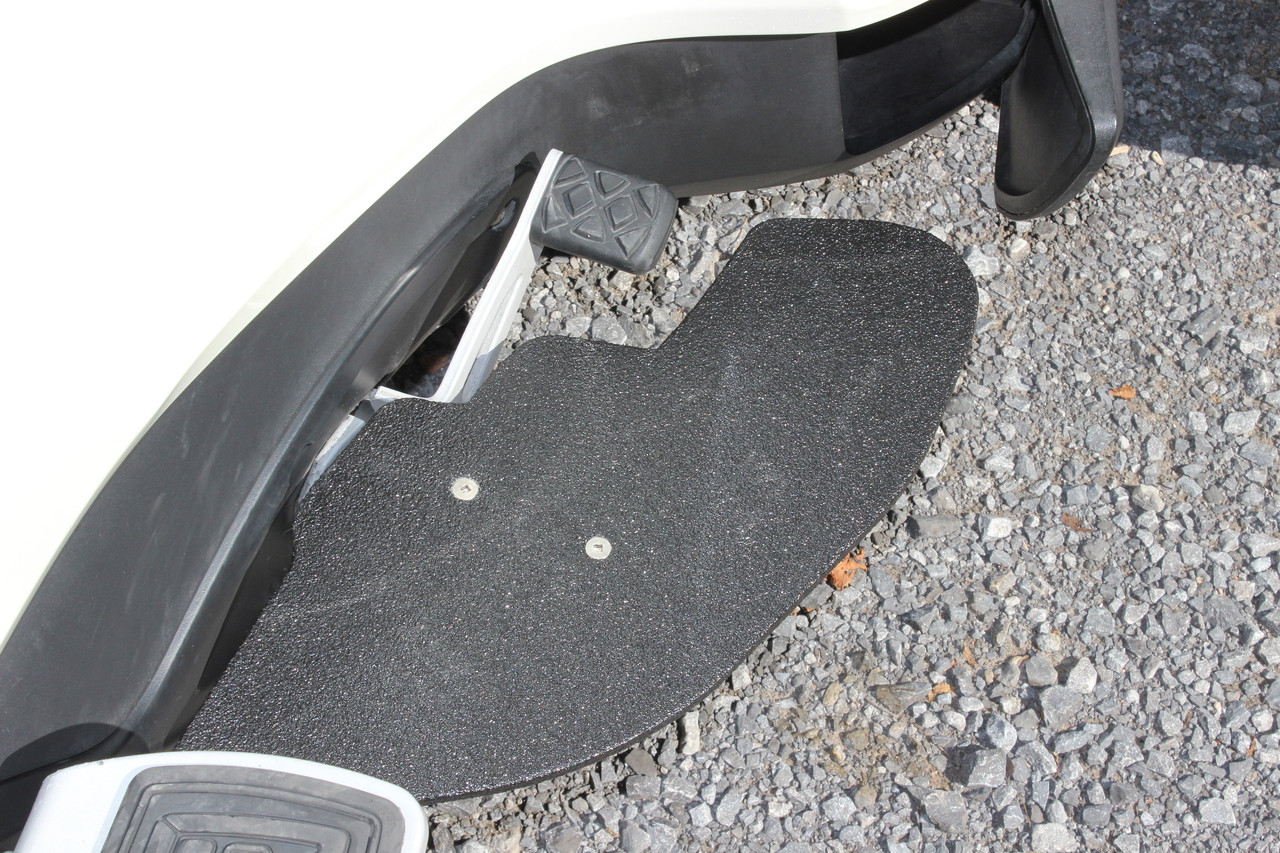 RT 18" Aluminium Floorboards Plain (20102019 with pegs) Rhino Lining