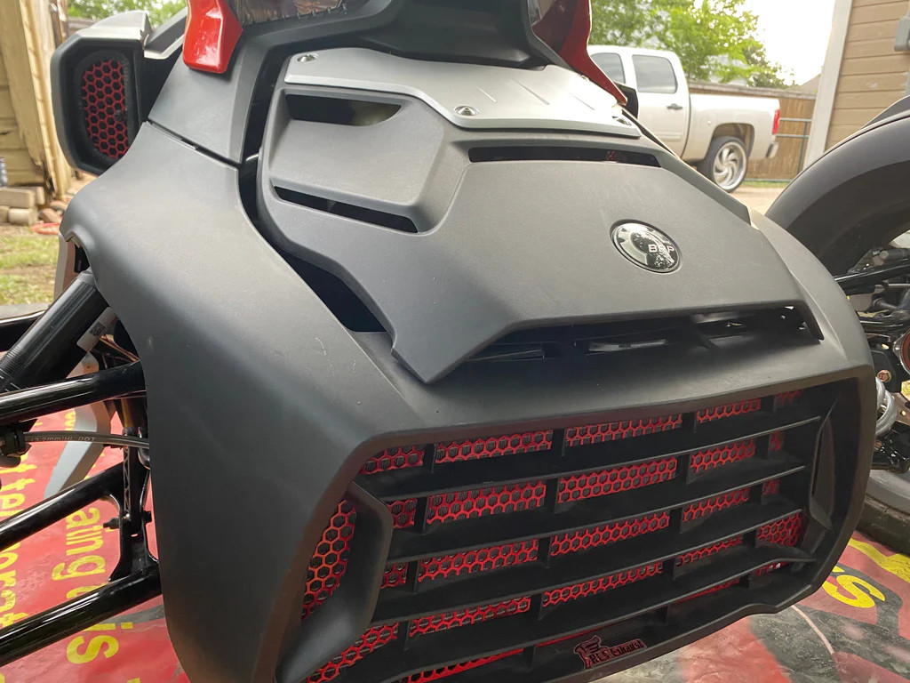 ライズ　ロッキー　インタークーラー Ryker - RLS Radiator Grill And Air Intake Set (Will Not Fit The