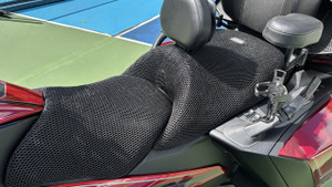 Air Flow seat cover - RT series 2020 and up (One cover for each seat) Air Flow seat cover - RT series 2020 and up (One cover for each seat)
