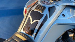 F3T/LTD 2020-2023 - Tank Pad - #104V2 Carbon Black - Made From Polyurethane F3T/LTD 2020-2023 - Tank Pad - #104V2 Carbon Black - Made From Polyurethane