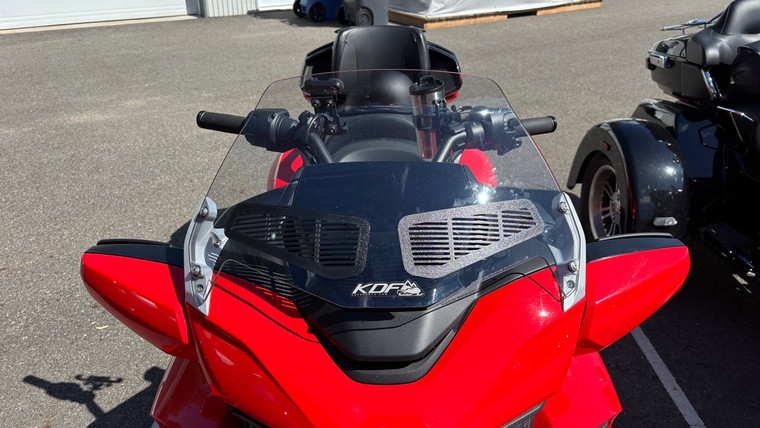 F3T/LTD 2024 and up - BRP OEM Windshield Inserts - 3D Black (Pair)