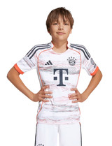 OLISE #17 Bayern Munich 25/26 Kid's Away Mini-Kit