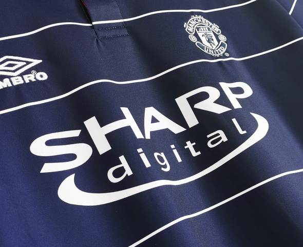 Manchester United 99/00 Men's Away Retro Shirt