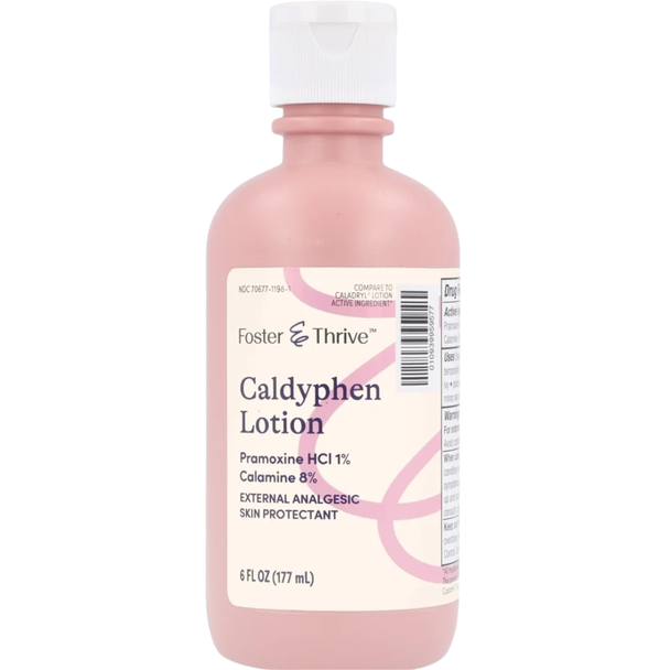 Front of Foster & Thrive Caldyphen Lotion 6 oz bottle, a generic Caladryl alternative for poison ivy relief.
