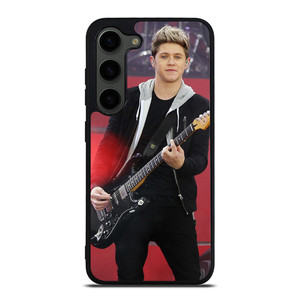 NIALL HORAN ONE DIRECTION PLAYING GUITAR Samsung Galaxy S23 Plus Case NIALL HORAN ONE DIRECTION PLAYING GUITAR Samsung Galaxy S23 Plus Case