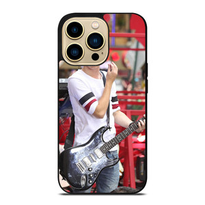 NIALL HORAN ONE DIRECTION PLAYING GUITAR 2 iPhone 14 Pro Max Case