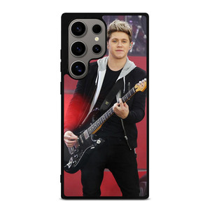 NIALL HORAN ONE DIRECTION PLAYING GUITAR Samsung Galaxy S24 Ultra Case