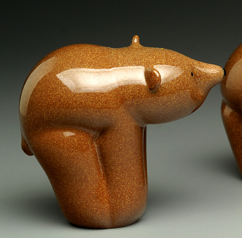 Glass bear figurine, Kodiak brown grizzly bear cub, hand-sculpted