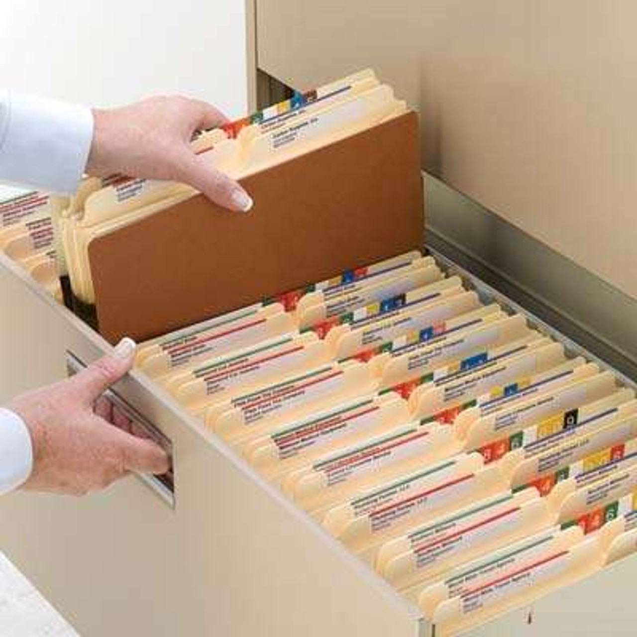Smead 100% Recycled File Pocket, Straight-Cut Tab, 5-1/4" Exp, Letter Size, Redrope, 10/Box