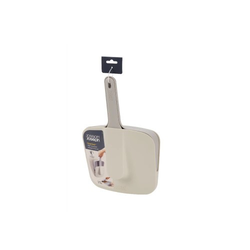 CleanTech wall-mounted dustpan & brush