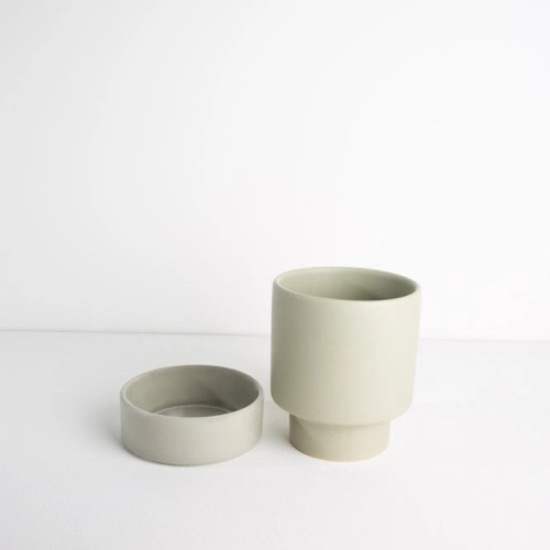 Billie Planter Sage by Garcia