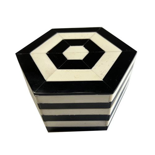 Black And White Box 15x15x7cm Linens & More