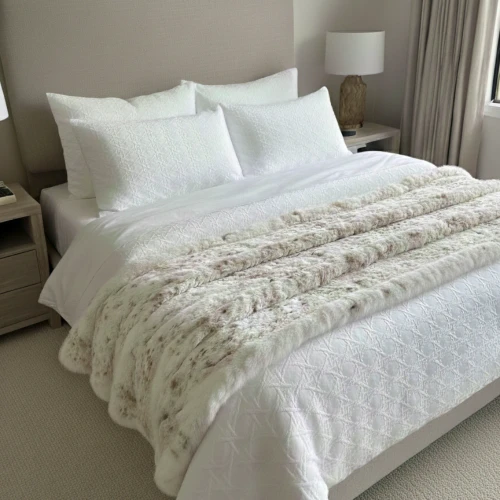Villa Matelasse Duvet Cover Set - White
