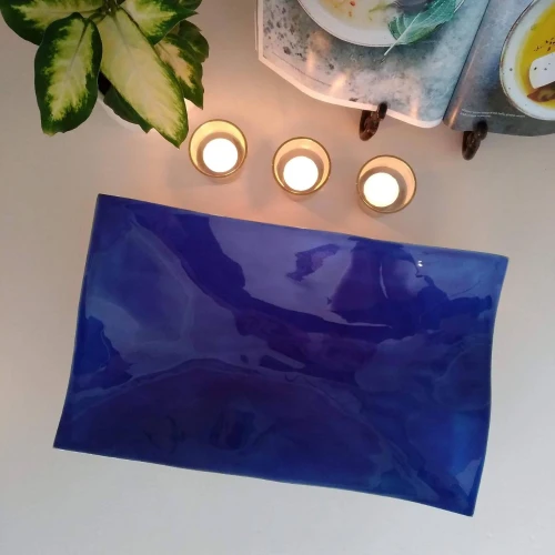 Rectangular Wavy Dish Large by Vanillaware