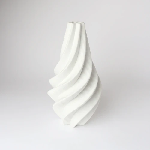 3D Arctic White Vase 17 by Le Forge