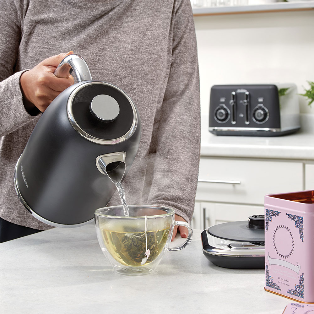 Alinea Select Kettle by Sunbeam (KE2800) queenb