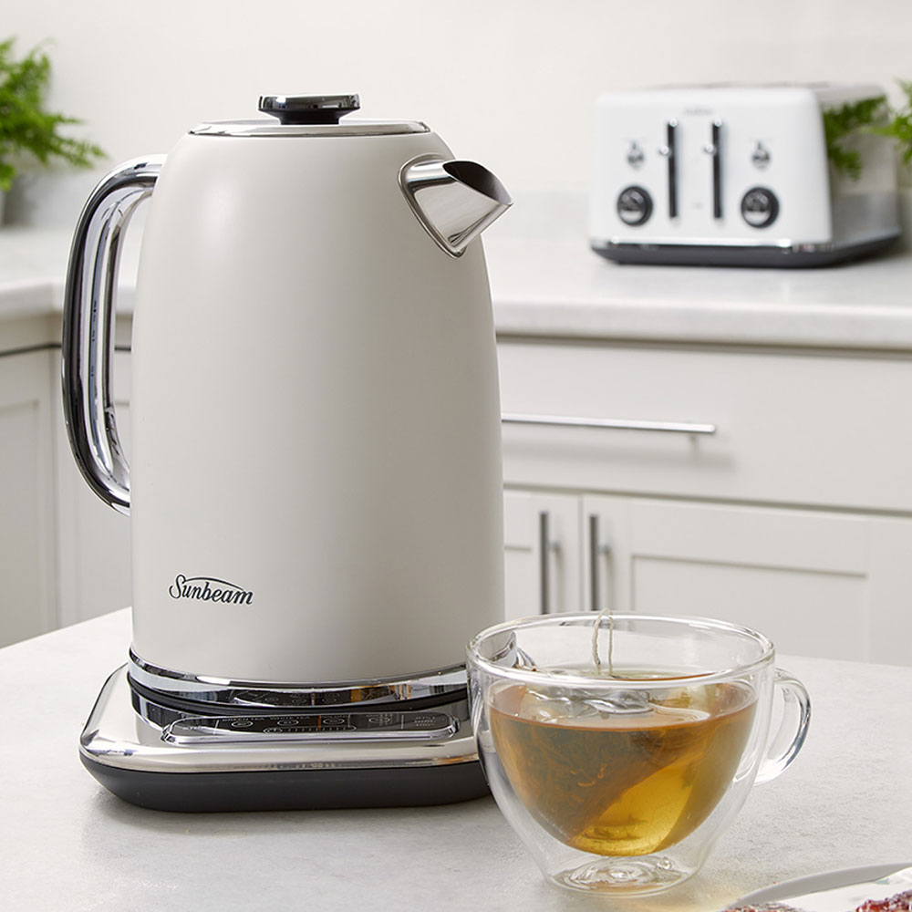 Alinea Select Kettle by Sunbeam (KE2800) queenb