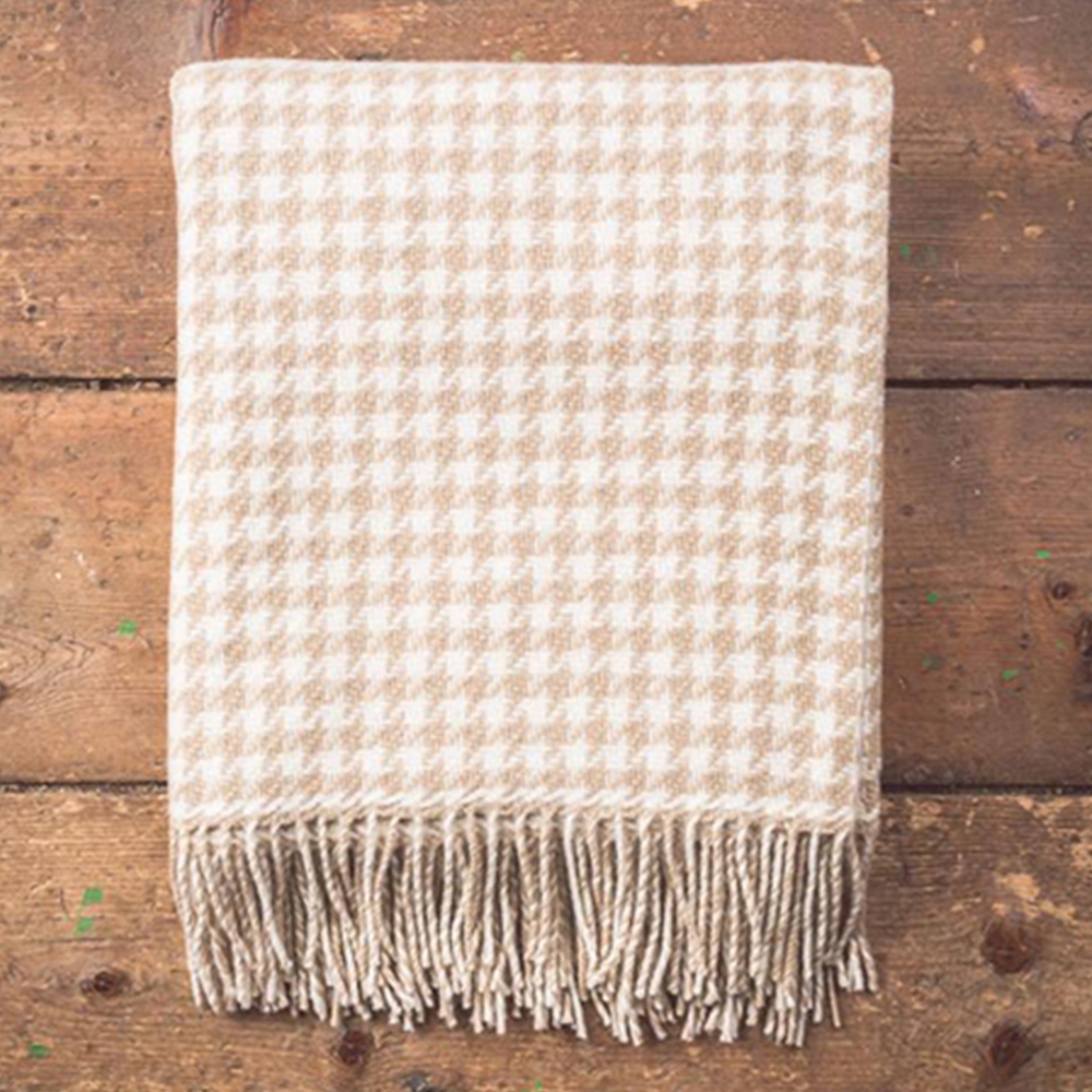 Houndstooth Throw by Foxford - queenb