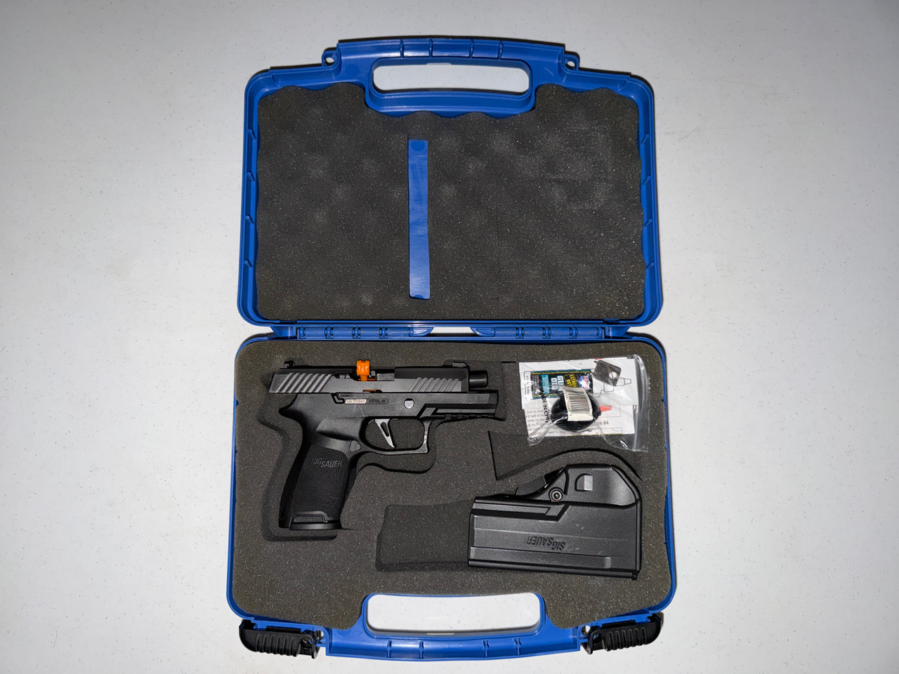 SIG P320 9mm Compact 3.9" Barrel X Series (Like New) with Tridium Sights and Holster
