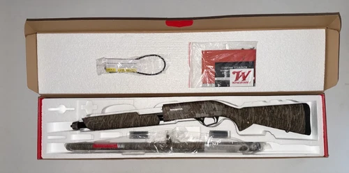 Winchester Super X 12ga Pump 28" 3.5" Chamber SXP Waterfowl Hunter Bottomland Camo (New)