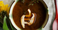 ​How to Make Vegan Broth (with 6 Recipes)