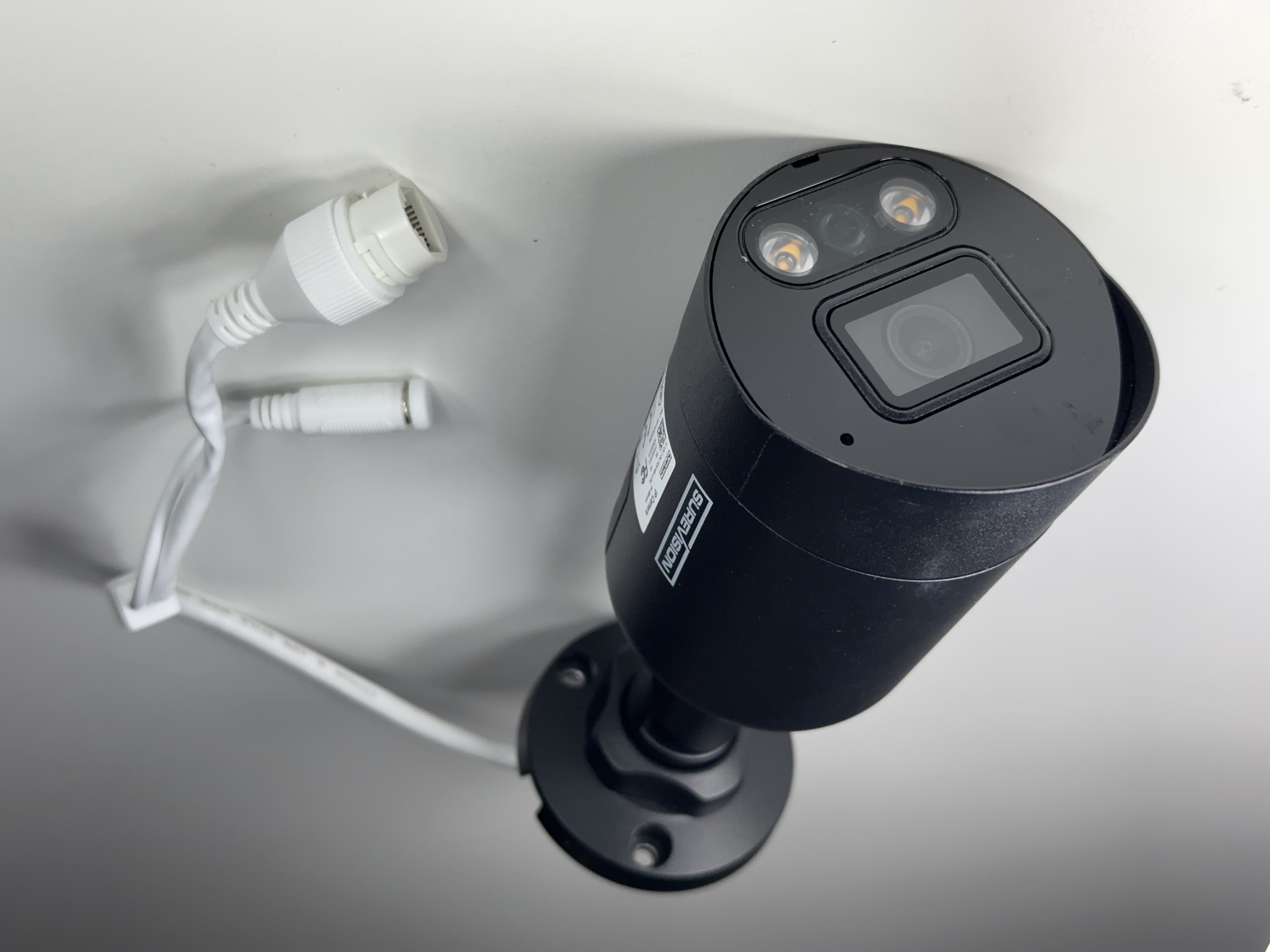(SV-SB8-B-N) Green Line - 4K Active Deterrence Bullet IP Camera / BS851