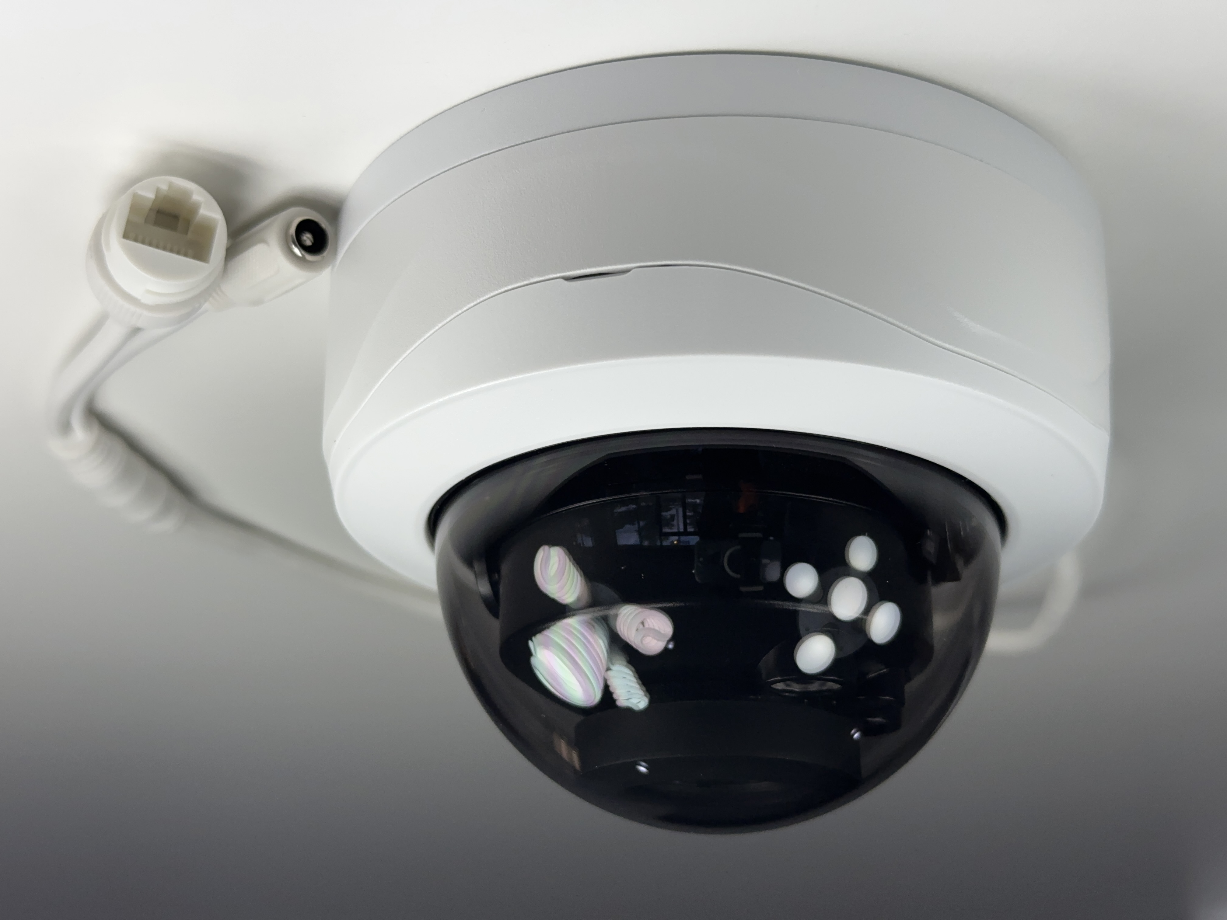 (CSP-IPAD4) Blue Line - 4MP Infrared Vandal Dome with Adjustable Lens IP Camera / BS892