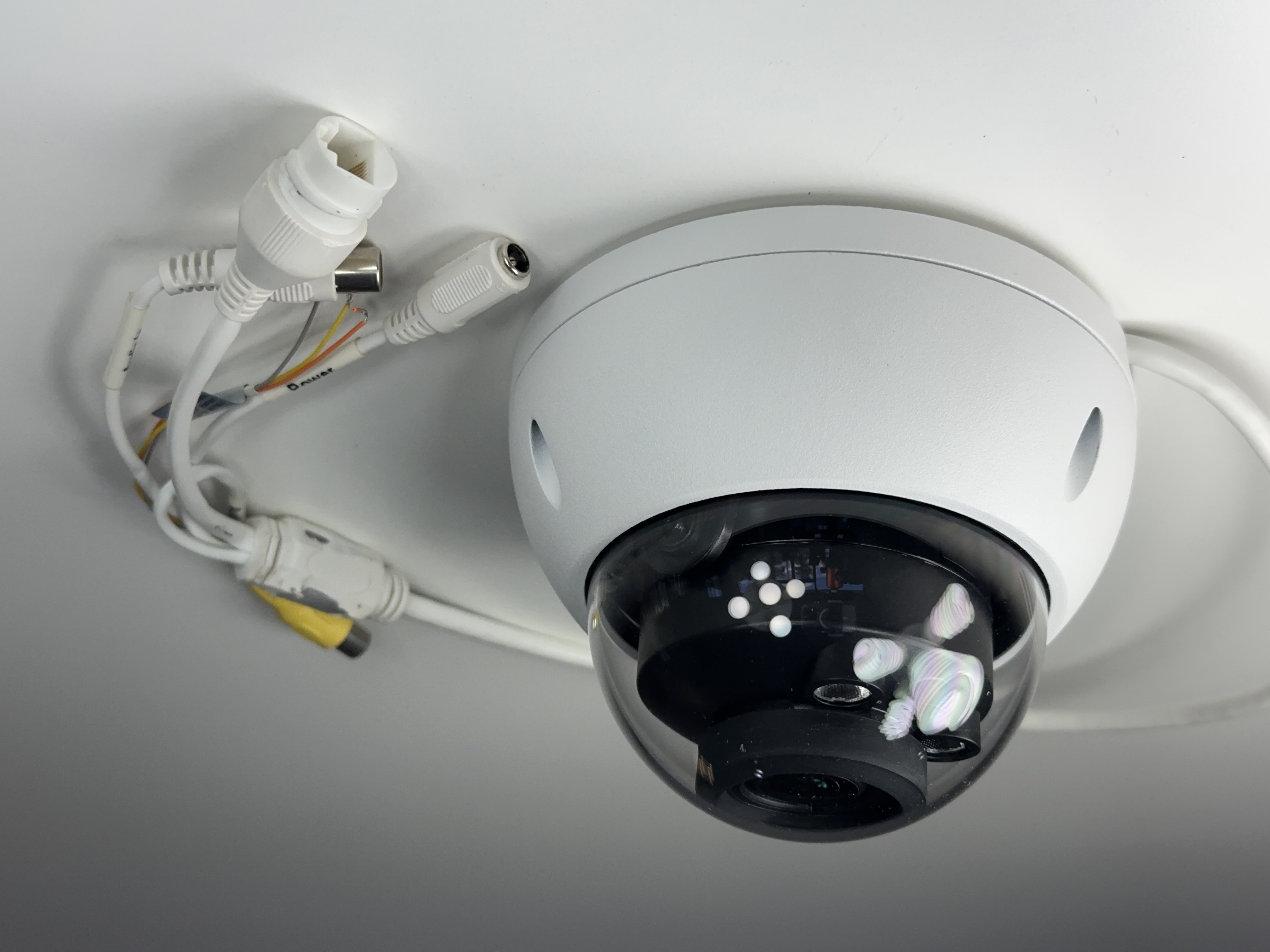 (CSP-IPAD8-4K) Blue Line - 4K Infrared Vandal Dome with Adjustable Lens IP Camera / BS909