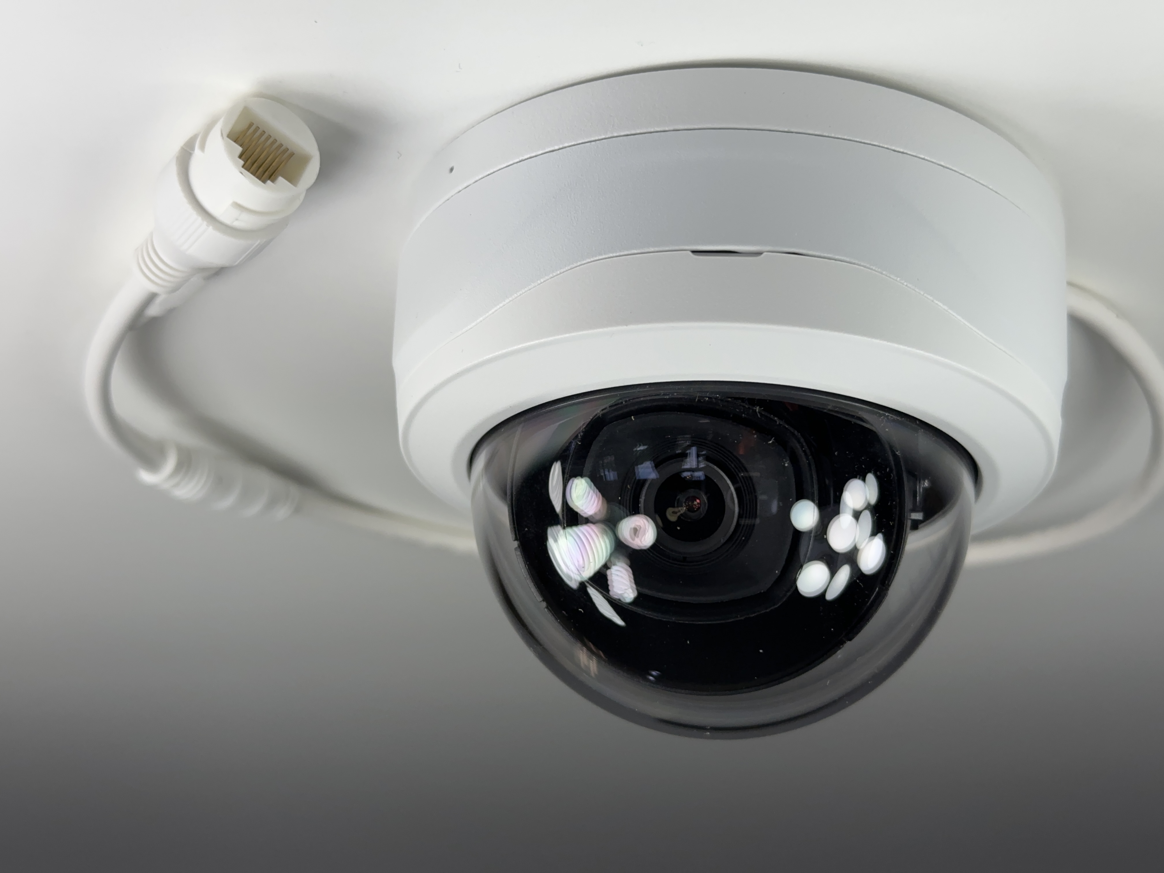 (CSP-IPMD4-A) Blue Line - 4MP Infrared Vandal Dome IP Camera / BS940