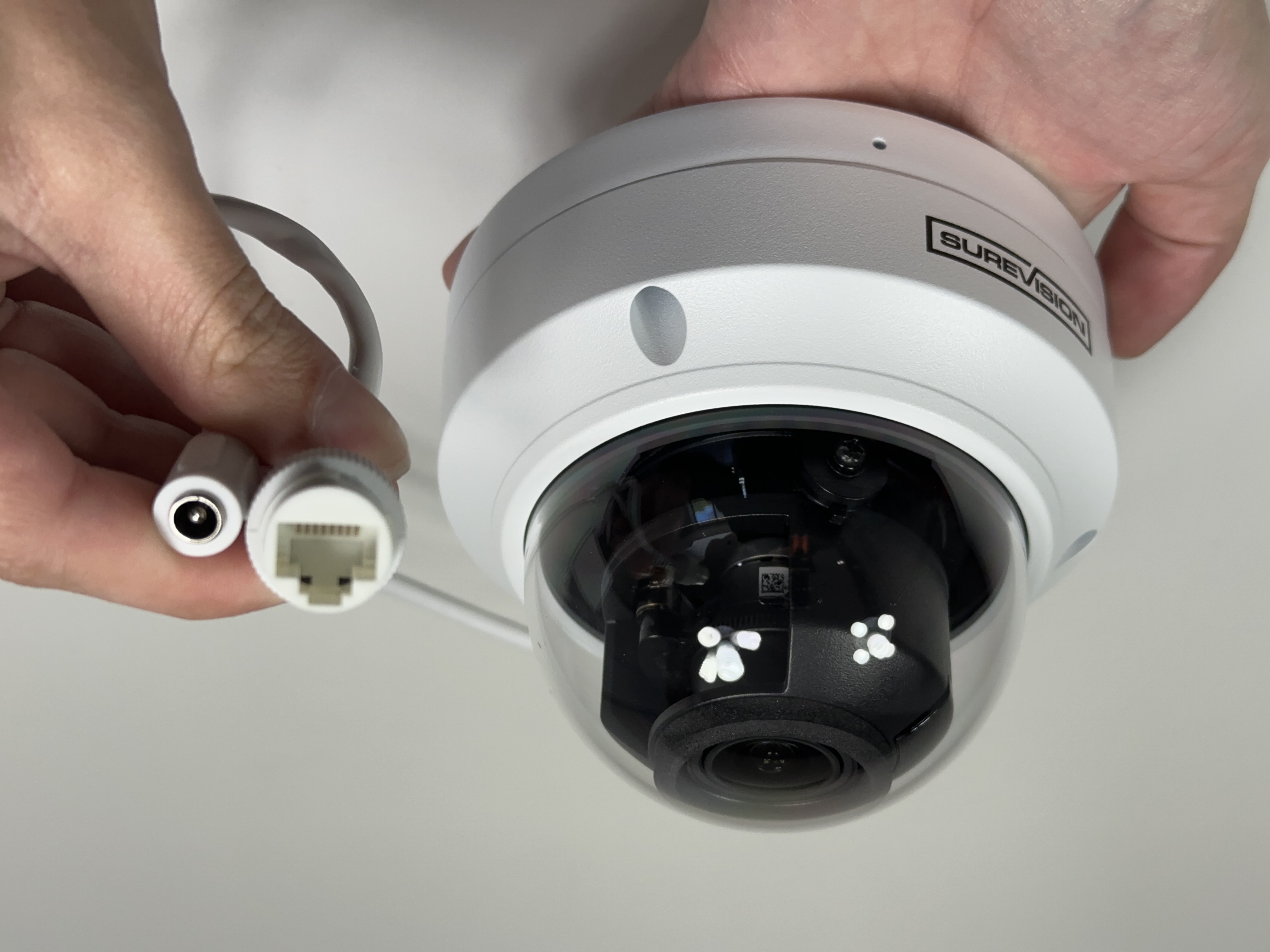 4MP Vandal Dome IP Security Camera with Motorized Zoom | SV-DV4-N