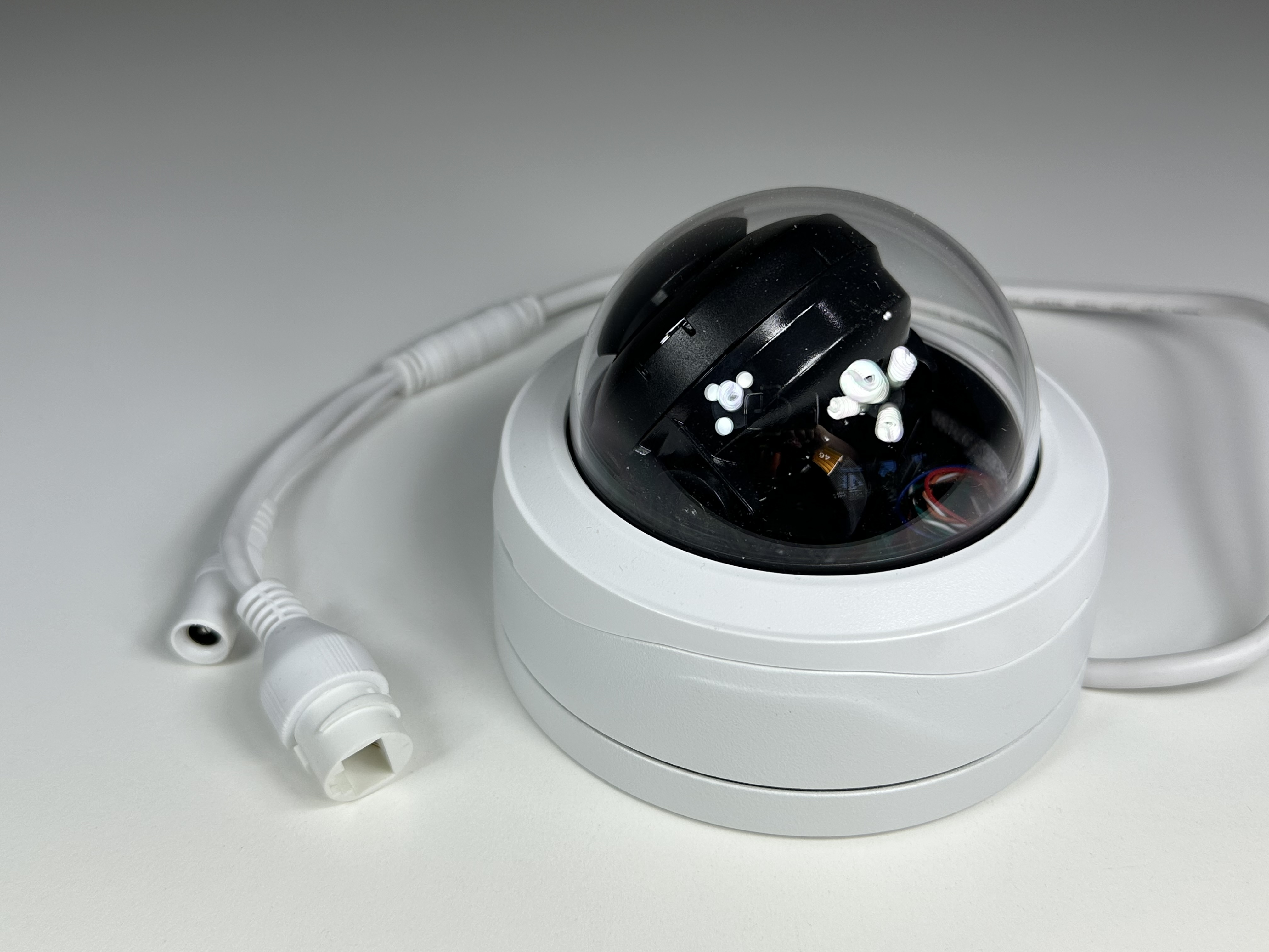 (CSP-IPMD4-A) Blue Line - 4MP Infrared Vandal Dome IP Camera / BS1021
