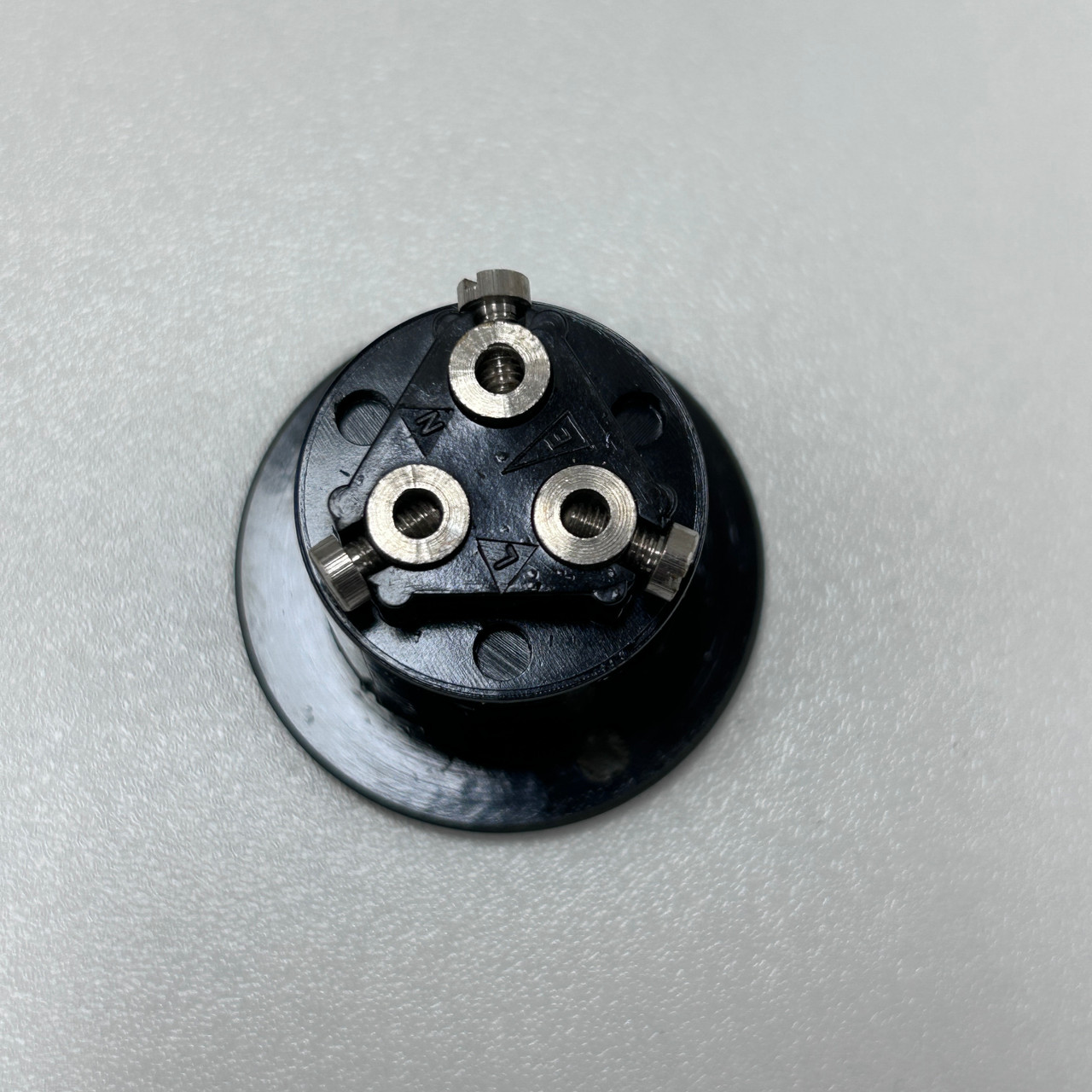 NOS Vintage Bulgin SA1861 3-Pin Chassis Mount Power Plug Screw Terminal Marshall Quad NOS