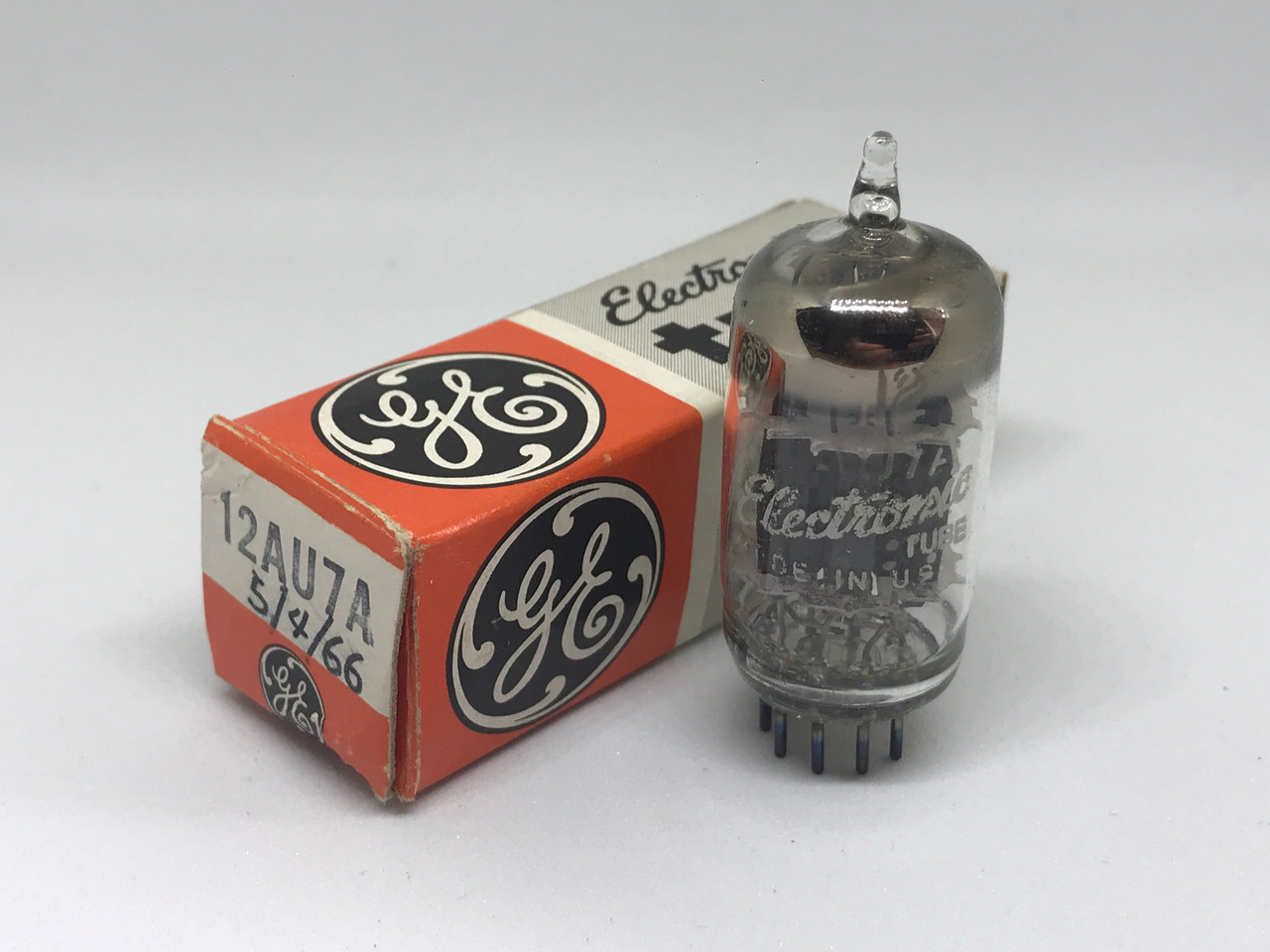 NOS GENERAL ELECTRIC 12AU7A ECC82