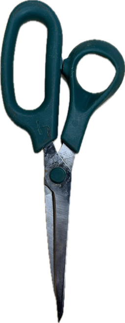 SOUTH HAMPTON CUTLERY Green Scissors, left-handed scissors with green handles and sharp metal blades for precise cutting.