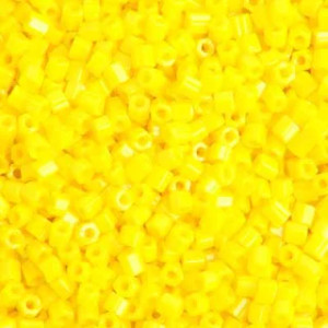 10/0 2-Cut Opaque Gold Yellow 22g