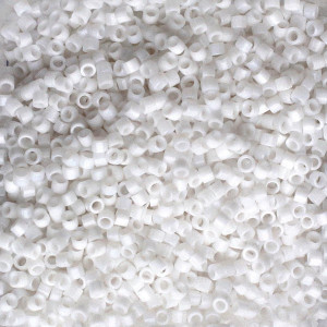 11/0 Linea - White 30g Bag